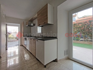 Foto Appartamento in Crosa, Arona Centro di 50 m² con 2 locali in vendita