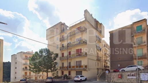 Foto Appartamento in Via Largo XI Febbraio 1, Modica Modica Bassa di 148 m²