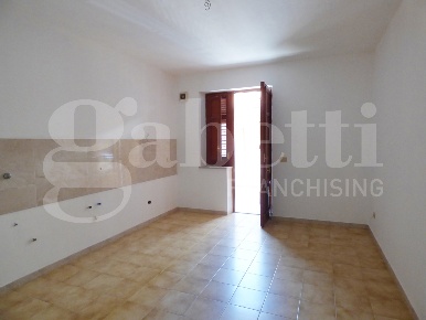 Foto Appartamento in Via Fuxa 28, Bagheria Centro di 105 m² con 3 locali