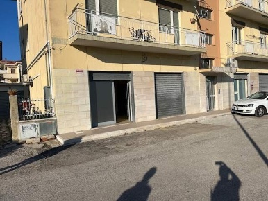 Foto Locale commerciale in VIA VILLETTA BARREA 28, Pescara Ospedale