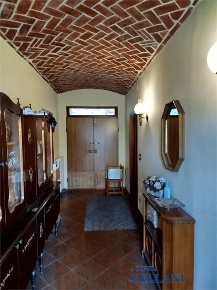 Foto Casa indipendente a Carpi di 280 m² con 6 locali in vendita
