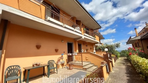 Foto Appartamento a Porano di 60 m² con 3 locali in vendita