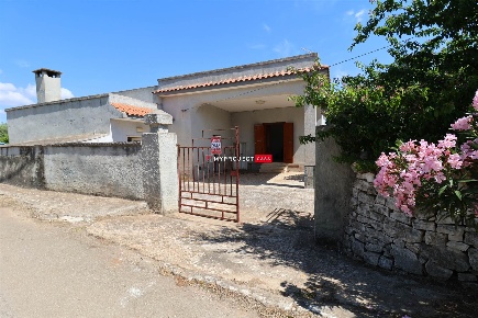 Foto Villa unifamiliare in Strada Crocifisso 3, Martina Franca di 175 m²