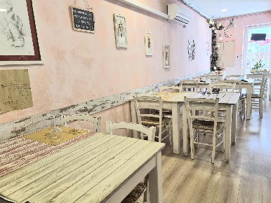 Foto Attività commerciale a Cecina Cecina Centro di 180 m² con 4 locali