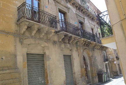 Foto Appartamento in VIA BERENGARIO GAETANI 55, Caltanissetta Centro