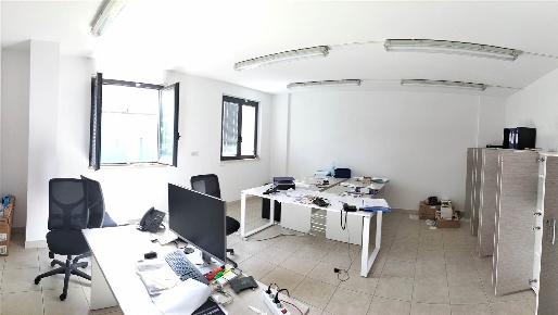 Foto Ufficio a Livorno Picchianti di 185 m² con 4 locali in affitto