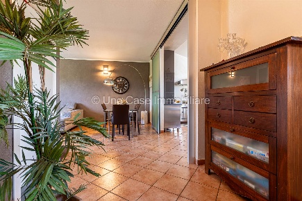 Foto Appartamento in Cascina Ricca 2, Bollengo di 152 m² con 5 locali