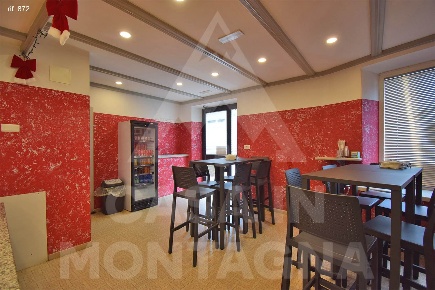 Foto Attività commerciale a Predazzo Centro di 50 m² in vendita