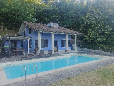 Foto Appartamento in Via Provinciale, Sant'Angelo a Cupolo Centro di 200 m²