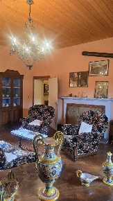 Foto Case semi ndipendenti a Pievepelago Casoni di 210 m² con 8 locali