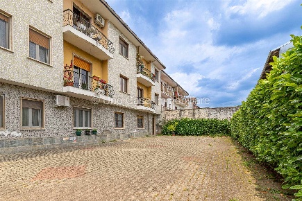 Foto Appartamento in Via Ivrea 14, Montalto Dora di 89 m² con 4 locali