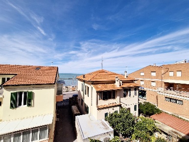 Foto Appartamento a Ancona Torrette di 108 m² con 3 locali in vendita