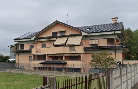 Foto Appartamento a San Giorgio su Legnano di 171 m² con 4 locali
