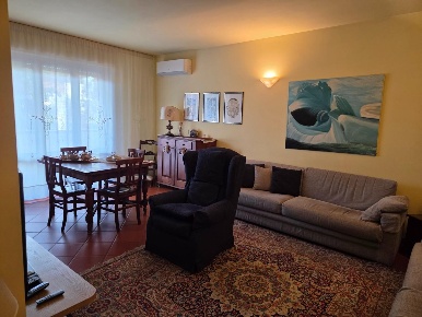 Foto Appartamento a Poggio a Caiano Centro di 116 m² con 4 locali