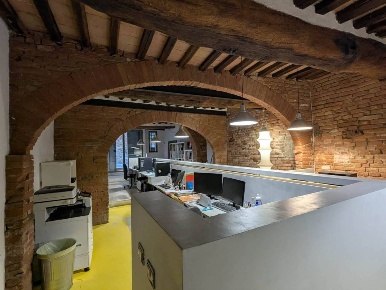 Foto Ufficio a Siena San Domenico - Fontebranda di 77 m² con 3 locali