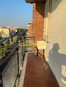 Foto Appartamento a Livorno Pontino - Bastia di 104 m² con 4 locali