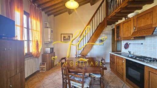 Foto Appartamento a Riparbella di 66 m² con 2 locali in vendita