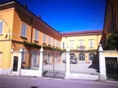 Foto Villa unifamiliare a Briosco Capriano di 1979 m² con 25 locali