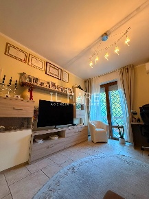 Foto Appartamento a Massa Marina di Massa Centro di 120 m² con 5 locali