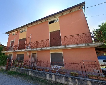 Foto Appartamento a Pozzolengo Ponte Cantone di 241 m² con 4 locali
