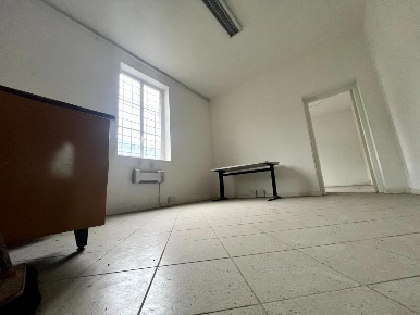 Foto Magazzino a Borgo a Mozzano Valdottavo di 97 m² con 5 locali