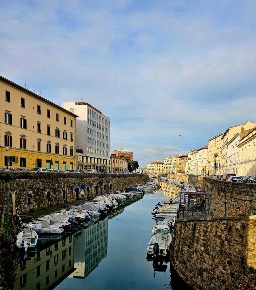 Foto Appartamento a Livorno Via Grande - Piazza della Repubblica di 295 m²
