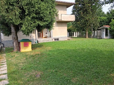 Foto Case semi ndipendenti in Via Pordenone 21, Seveso Altopiano, Baruccana