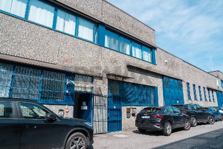 Foto Capannone industriale in Via Vincenco Monti 52, Rho Mazzo - Pantanedo