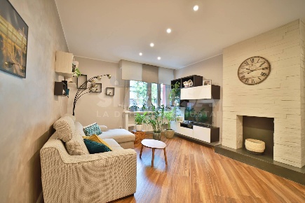 Foto Appartamento in VIA BARZONI 2, Milano Corvetto di 95 m² con 3 locali