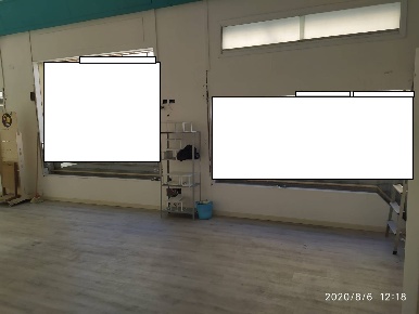 Foto Attività commerciale in Piazza Elia Benamozegh 10, Livorno di 60 m²