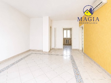 Foto Appartamento a San Benedetto del Tronto Centro di 105 m² con 5 locali
