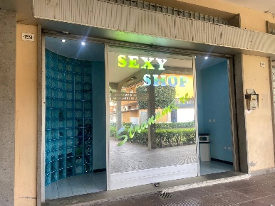 Foto Attività commerciale in via ferrucci 155, Cecina Marina di Cecina