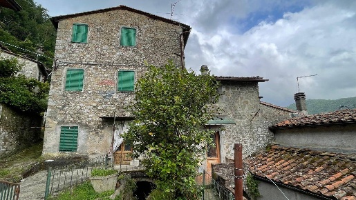 Foto Casa indipendente in VIA VILLOTTURA 26, Bagni di Lucca Benabbio