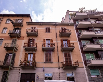 Foto Appartamento in Via Moretta 29, Torino Cenisia di 96 m² con 4 locali