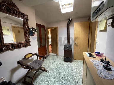 Foto Appartamento in Via Serraglia 29, Bagni di Lucca Centro di 89 m²