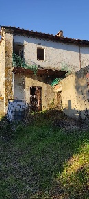 Foto Appartamento in Via Scacciapolli 25, Fauglia di 80 m² con 4 locali