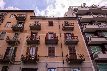 Foto Appartamento in Via Moretta 29, Torino Cenisia di 139 m² con 5 locali