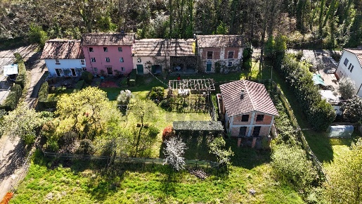 Foto Rustico in VIA DEL BORGO 1492, Lucca San Lorenzo a Vaccoli di 800 m²