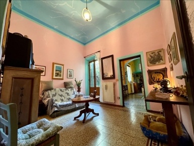 Foto Appartamento in VIA PONTE ALLE MOSSE, Firenze di 90 m² con 4 locali