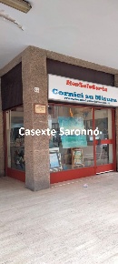 Foto Negozio in Via Briante, Somma Lombardo Centro di 50 m² con 2 locali