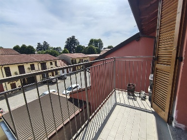 Foto Appartamento in Via Umberto I, Biassono Centro di 60 m² con 2 locali