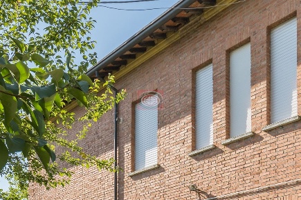 Foto Casa indipendente a Roncofreddo di 456 m² con 9 locali in vendita