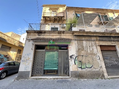 Foto Attività commerciale in Via Santa Elisabetta, Modica Modica Bassa