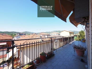 Foto Attico a Bolano di 107 m² con 5 locali in vendita