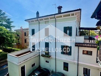 Foto Case semi ndipendenti in VIA V.V, Desenzano del Garda Centro Storico