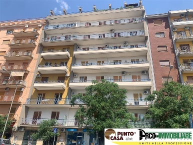 Foto Appartamento in Corso Calatafimi, Palermo di 152 m² con 5 locali