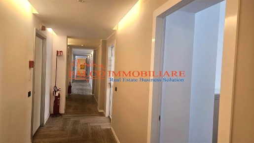 Foto Ufficio in Corso Vercelli, Milano Vercelli - Wagner di 1090 m²