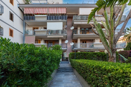 Foto Appartamento in Via Giuseppe Leonardi 24, Aci Catena Centro di 124 m²