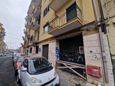 Foto Magazzino in Via Salemi 6, Catania Libertà - Stazione di 1200 m²