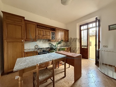 Foto Appartamento in Via Buccari, Rosignano Marittimo Rosignano Solvay